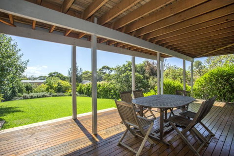 11 Riley St - Stylishly Modern - Brisbane Tourism 3