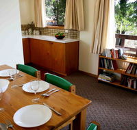 11 Townsend Street Jindabyne - Brisbane Tourism