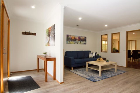 12 Mount Porepunkah Road - Brisbane Tourism 0