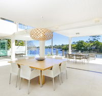 12 Noosa Parade