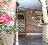 123 Hill St Heart of Orange Double Brick - Brisbane Tourism