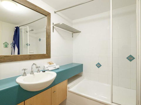 13 Pt Lookout Beach Resort - Tourism Brisbane 1