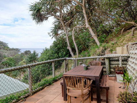 13 Pt Lookout Beach Resort - Tourism Brisbane 0