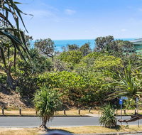16 Pt Lookout Beach Resort