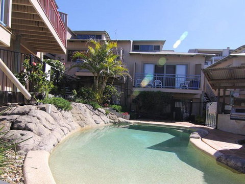 16 Pt Lookout Beach Resort - Tourism Brisbane 2