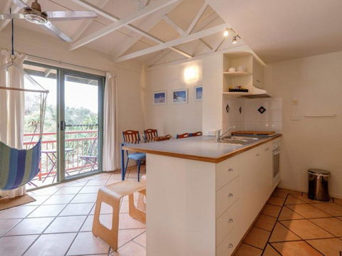 16 Pt Lookout Beach Resort - Tourism Brisbane 1
