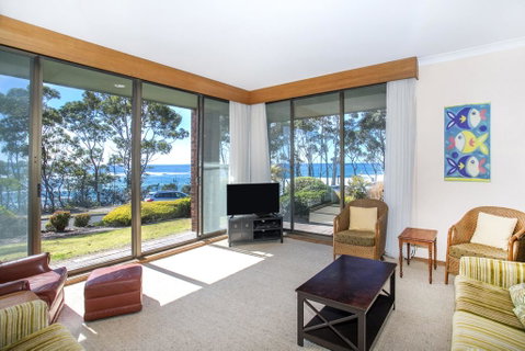 16 Shipton Cres - Secluded Away - Brisbane Tourism 2