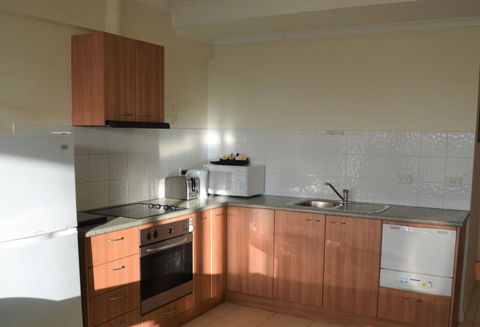 19 Lakeview Plaza - Tourism Brisbane 3