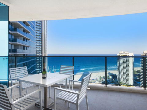 2 Bedroom Ocean View 27 Floors Above H-Residences - Tourism Brisbane 0