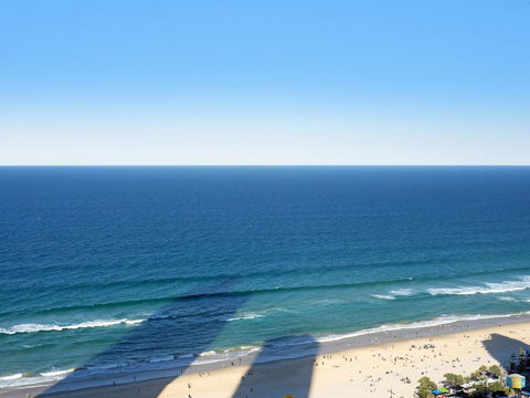 2 Bedroom Ocean View 27 Floors Above H-Residences - Tourism Brisbane 3