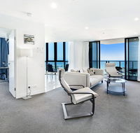 2 Bedroom Ocean View Apartment in Surfers Paradise - Tourism Brisbane