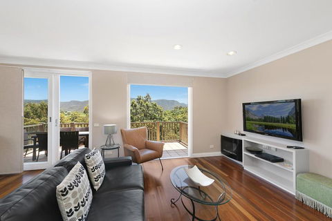 2 Bedroom Villa @ Oaks Cypress Lakes Resort - Tourism Brisbane 0