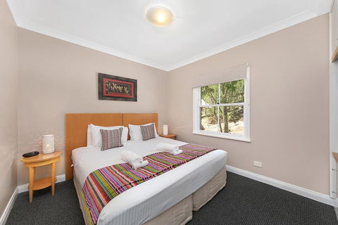 2 Bedroom Villa @ Oaks Cypress Lakes Resort - Tourism Brisbane 2