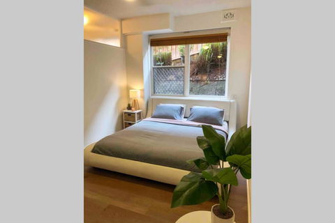 2 Bedroom, SHORT Walk To CBD,BEACH And DARBY ST - Tourism Brisbane 1