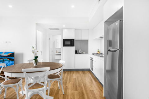 2-Bed Beach Apartment With Pool, Parking And Balcony - Tourism Brisbane 1