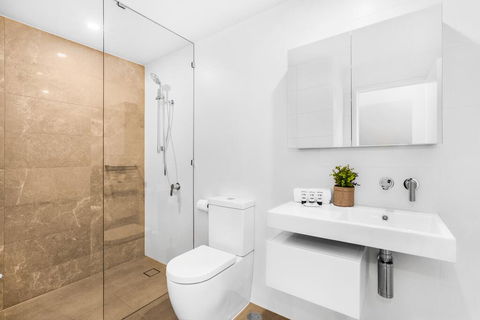 2-Bed Beach Apartment With Pool, Parking And Balcony - Tourism Brisbane 2