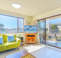 20 Kingsway 3 Bedroom Holiday Apartment - Tourism Brisbane