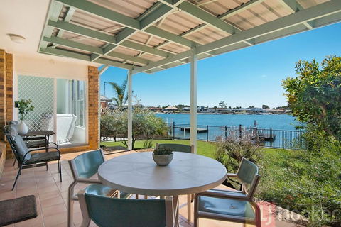 21 Melaleuca Drive - Tourism Brisbane 0