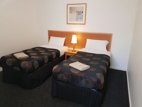 22 Gillies Street Apartments - Tourism Brisbane 2