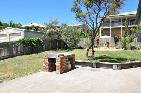 23 Carlo Road - Lowset Family Home Within Walking Distance To The Shopping Centre. Pet Friendly - Tourism Brisbane 3