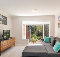 235 Mitchell Parade Mollymook - Brisbane 4u