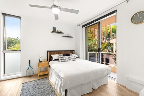 BELLEVUE HILL Close To Bondi - 2 Bathrooms & Pool - Tourism Brisbane 3