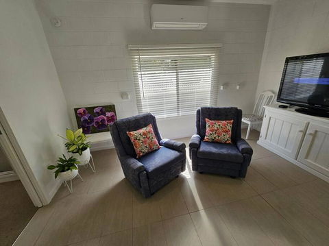 Blossom Cottage - Cosy Retreat - Tourism Brisbane 4