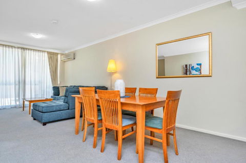 C Mandurah Apartment Resort - Brisbane 4u 2