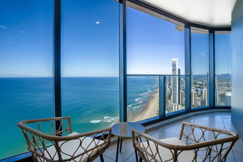 CASSA BEACHFRONT - Breathtaking Oceanview Apartment - Brisbane 4u 2