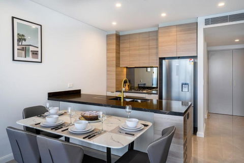 CASSA BEACHFRONT - Breathtaking Oceanview Apartment - Brisbane 4u 3