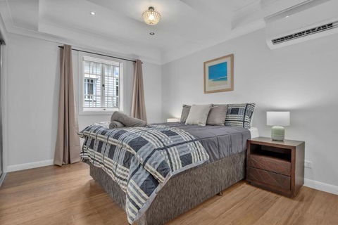 Cedar Street Lodge Lower 2BR Petyard - Tourism Brisbane 4
