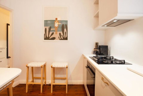 Deco Amour, Bellevue Hill Isyd - Tourism Brisbane 3