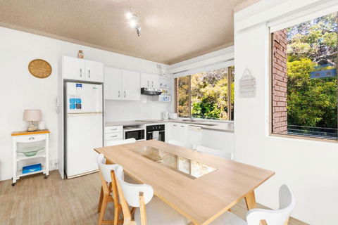 Del Rae Unit 15 25 Shoal Bay Road - Tourism Brisbane 3