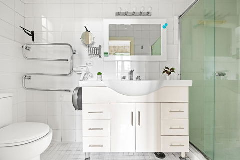 Deluxe Ensuite Queen Room - Convenient Location In Lindfield - Tourism Brisbane 2