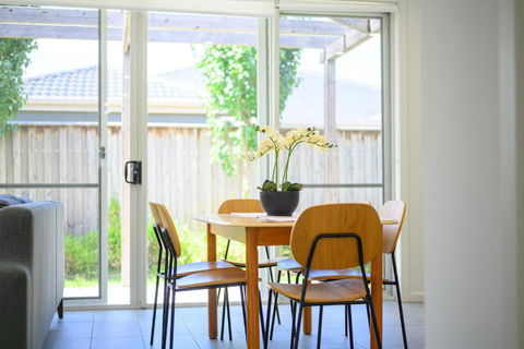 Denham Court Adorable 4Br House With Wifi &Parking - Tourism Brisbane 3