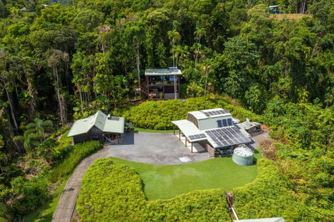 Daintree Holiday Homes - La Vista - Tourism Brisbane 2