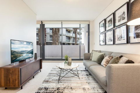 Darling Harbour Apartment Near King St Wharf - Tourism Brisbane 0