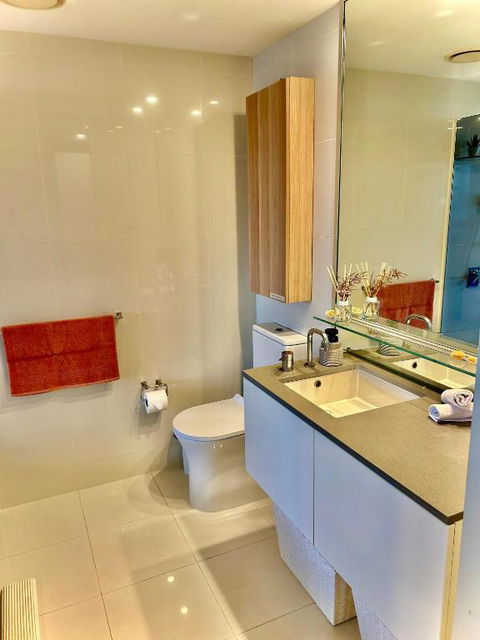 Deluxe 1BR Couple & Family Ocean Apartment, Circle On Cavill, Surfers Paradise - Tourism Brisbane 3