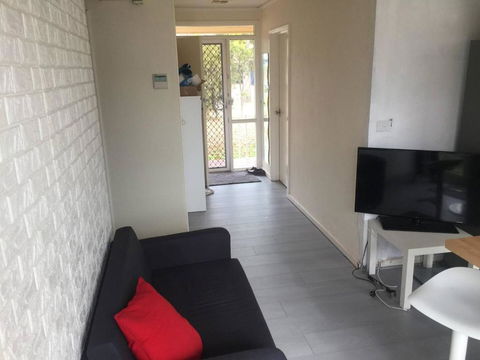 Dana-Private Room In A Shared House-Close To City & ANU-3 - Tourism Brisbane 1