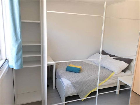 Dana-Private Room In A Shared House-Close To City & ANU-3 - Tourism Brisbane 2