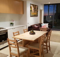 2BEDS Melbourne Central - Crown Casino - Colin - S Cross - Brisbane Tourism