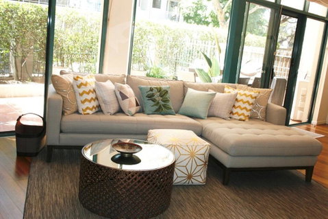 2BR Lovely River , Retreat Pool, Gym, Wine, Netflix - Brisbane Tourism 2