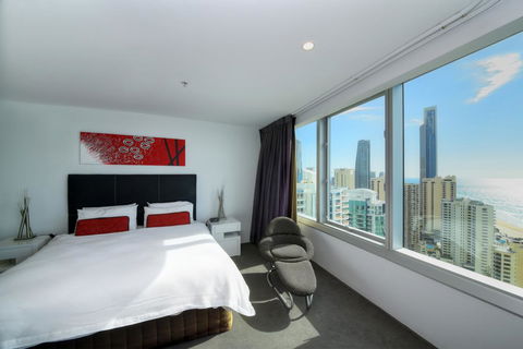 3 Bedroom Ocean View Private Apartment In Surfers Paradise - Tourism Brisbane 2