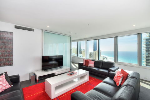 3 Bedroom Ocean View Private Apartment In Surfers Paradise - Tourism Brisbane 0