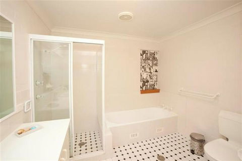 3 MELALEUCA - Tourism Brisbane 3