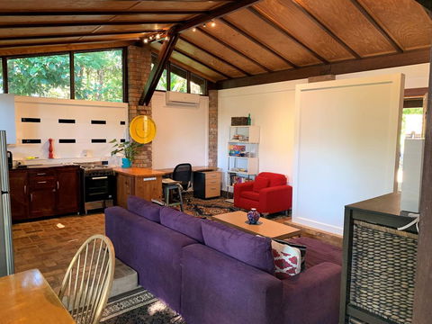 305 Montville - The Artist's Cottage - Tourism Brisbane 1