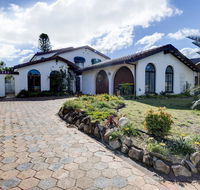 31 Rest Point Absolute Waterfront with Jetty - Brisbane Tourism