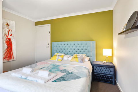32 Scenic Apollo - Tourism Brisbane 3