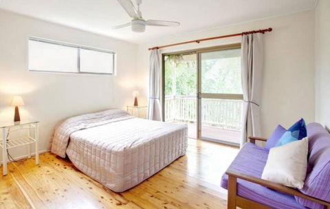 33 Cooloola Drive - Rainbow Beach, Walk To The Beach, Pet Friendly - Tourism Brisbane 3