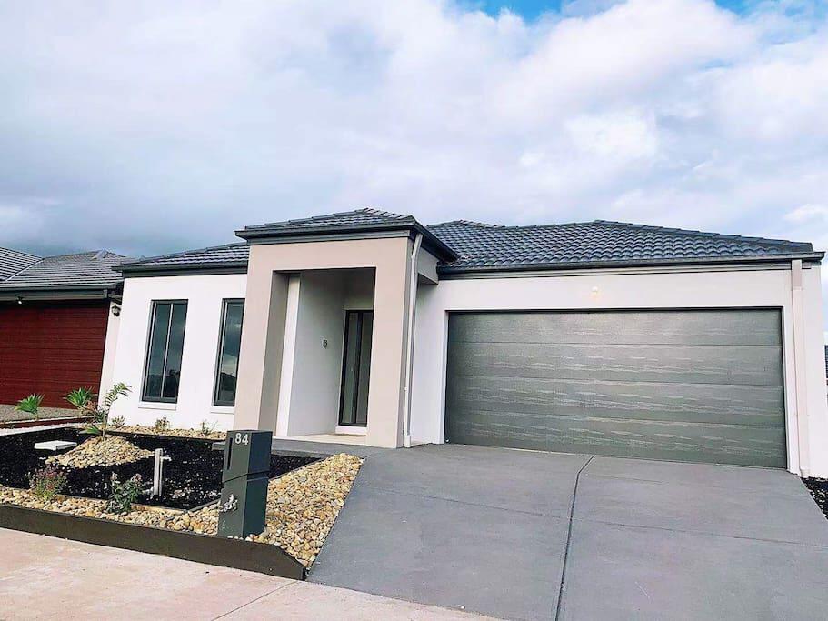 Tarneit VIC Tourism Brisbane